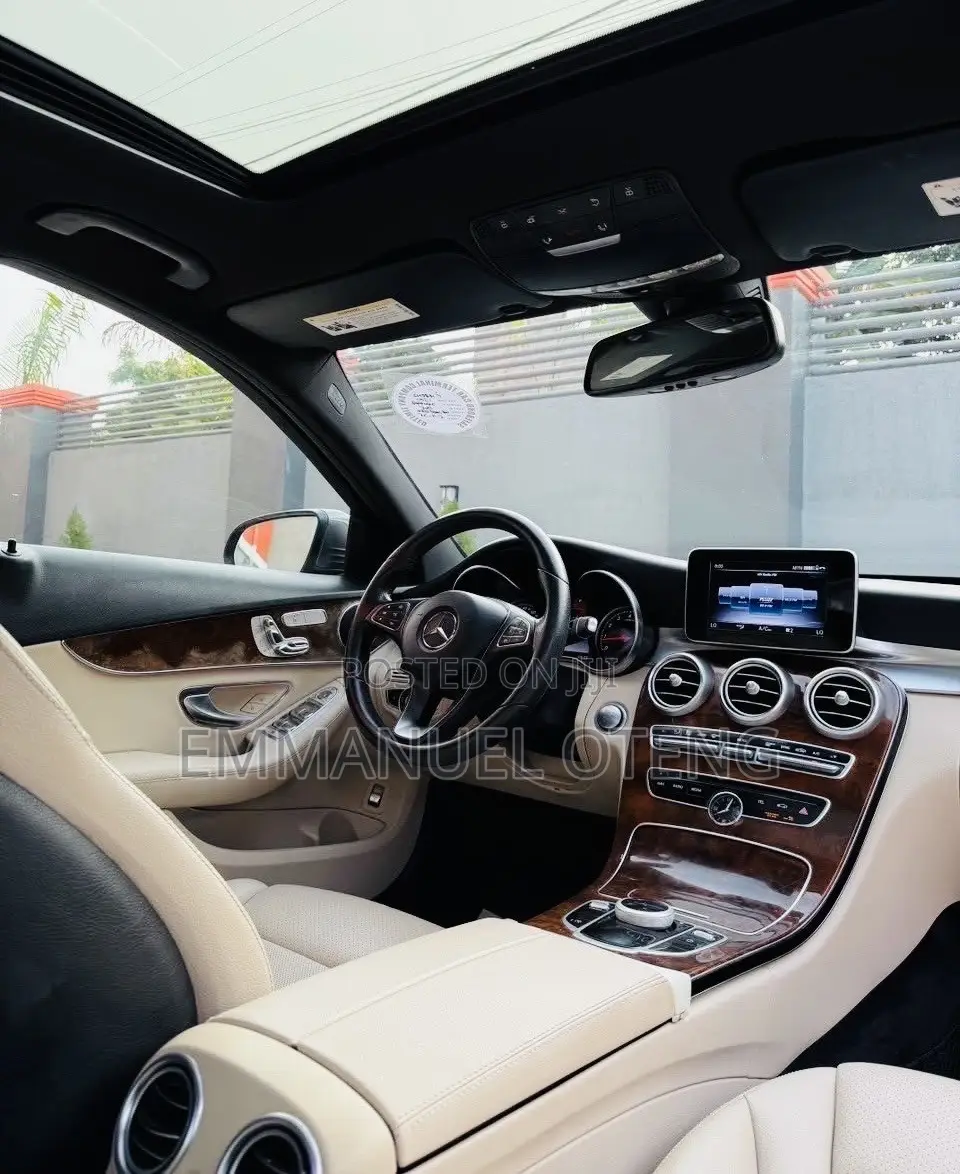 Mercedes-Benz C300 2018 Gray
