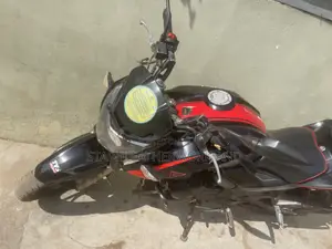 TVS Apache 180 RTR 2025 Red