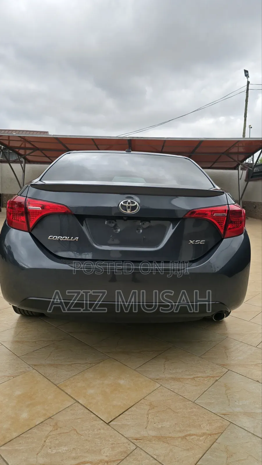 Toyota Corolla XSE 4dr Sedan (1.8L 4cyl CVT) 2017 Gray