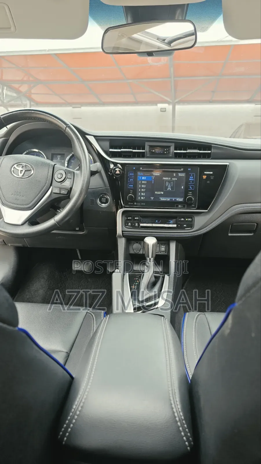 Toyota Corolla XSE 4dr Sedan (1.8L 4cyl CVT) 2017 Gray