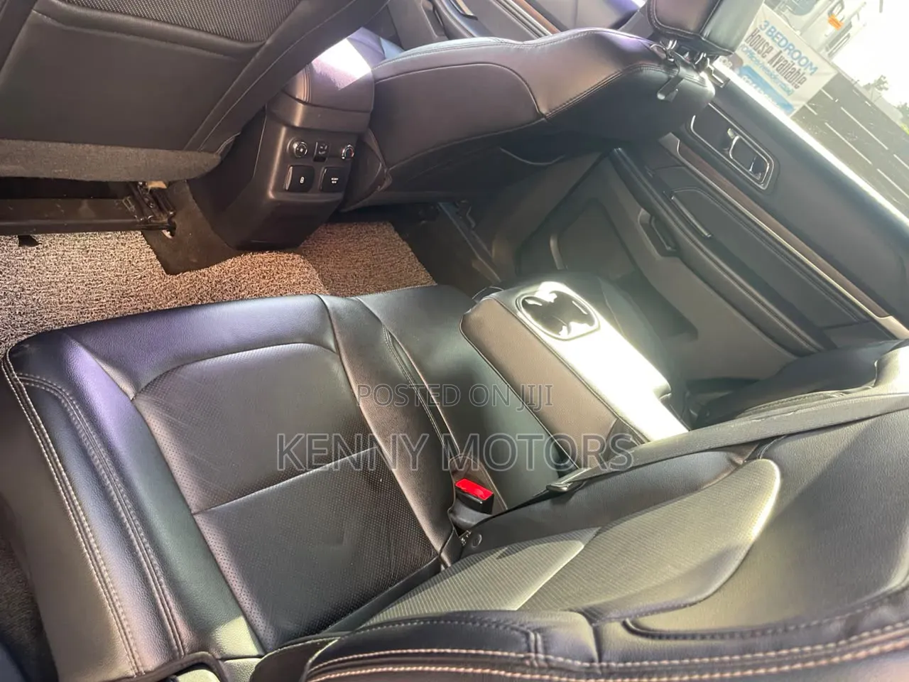 Ford Explorer 4dr SUV (3.5L 6cyl 6A) 2016 Silver