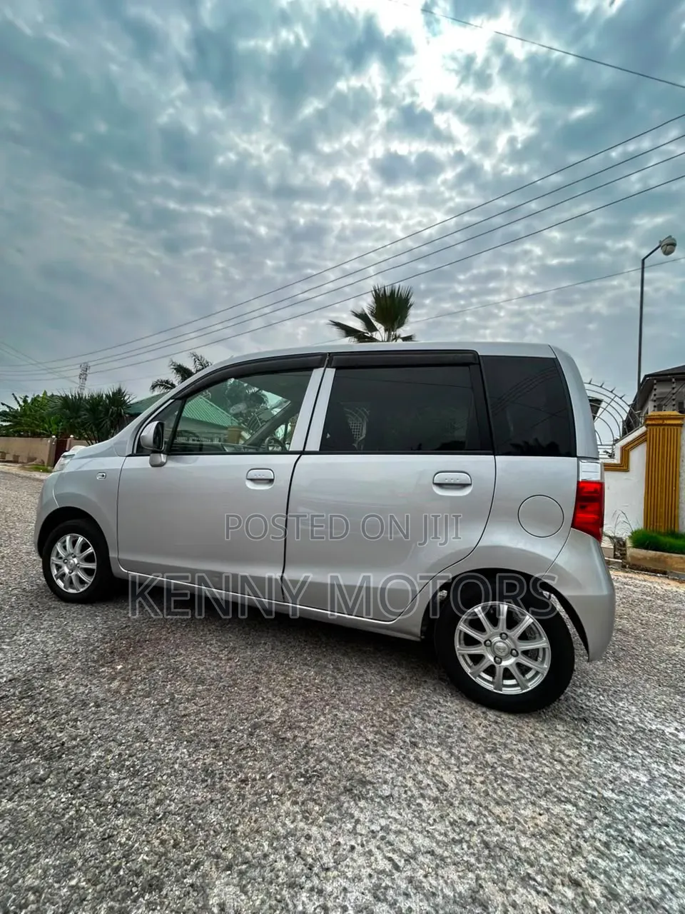 Honda Life 660 2WD 2012 Silver