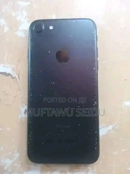 Apple iPhone 7 32 GB Black