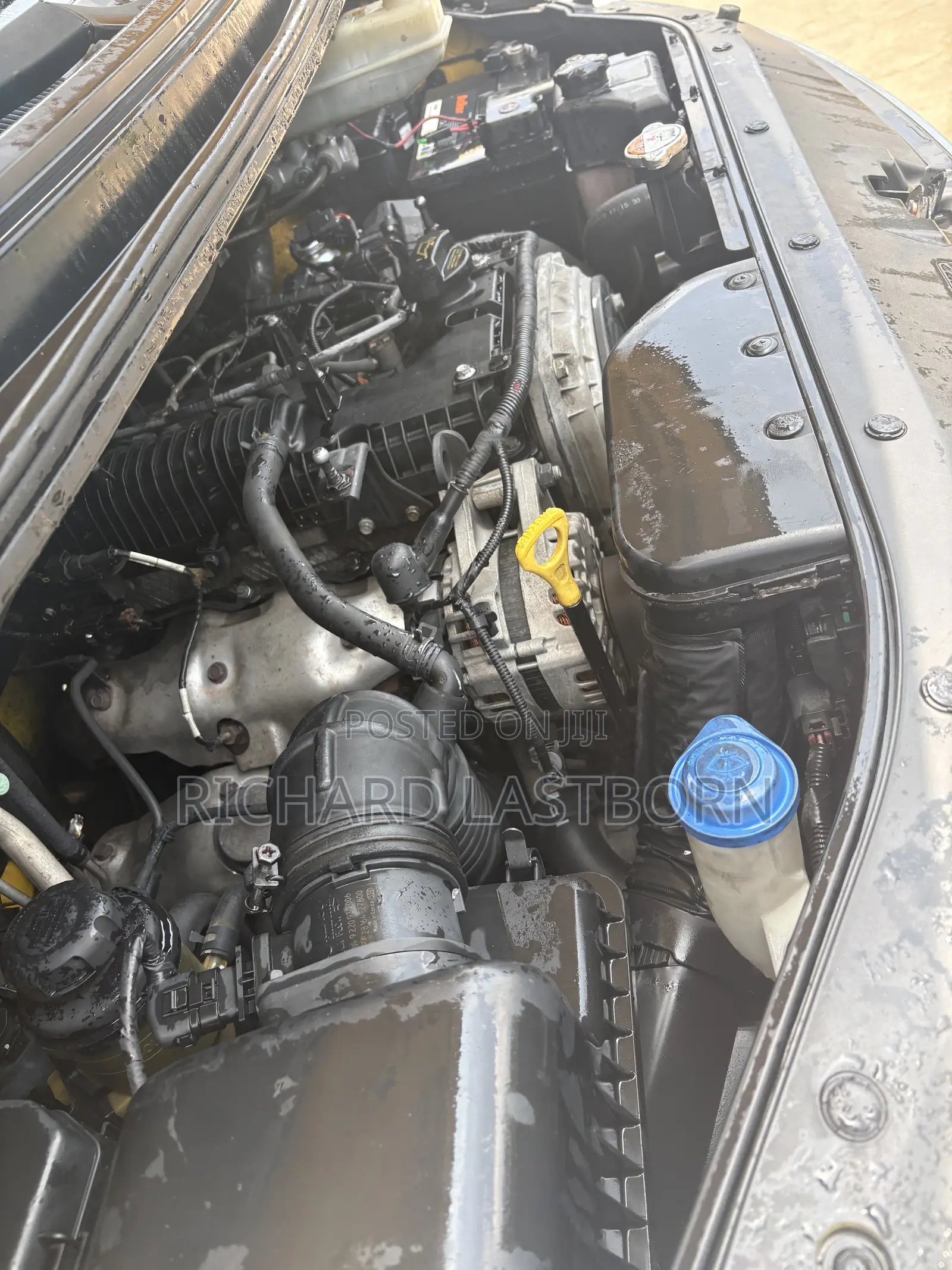 Hyundai Starex 2015 Yellow