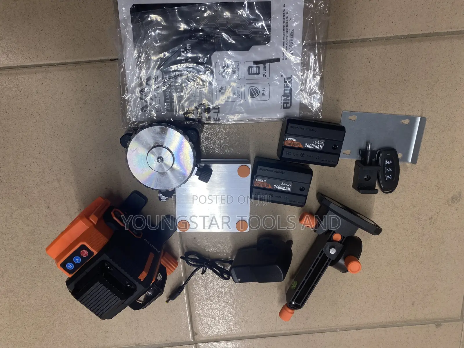 Finder 16 Lines Green Laser Level + Tripod | Self-Leveling