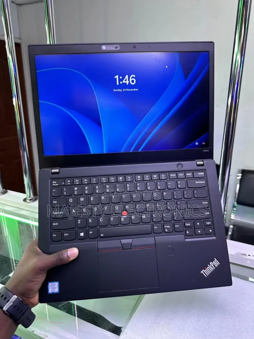 New Laptop Lenovo ThinkPad T480s 8GB Intel Core i5 SSD 256GB