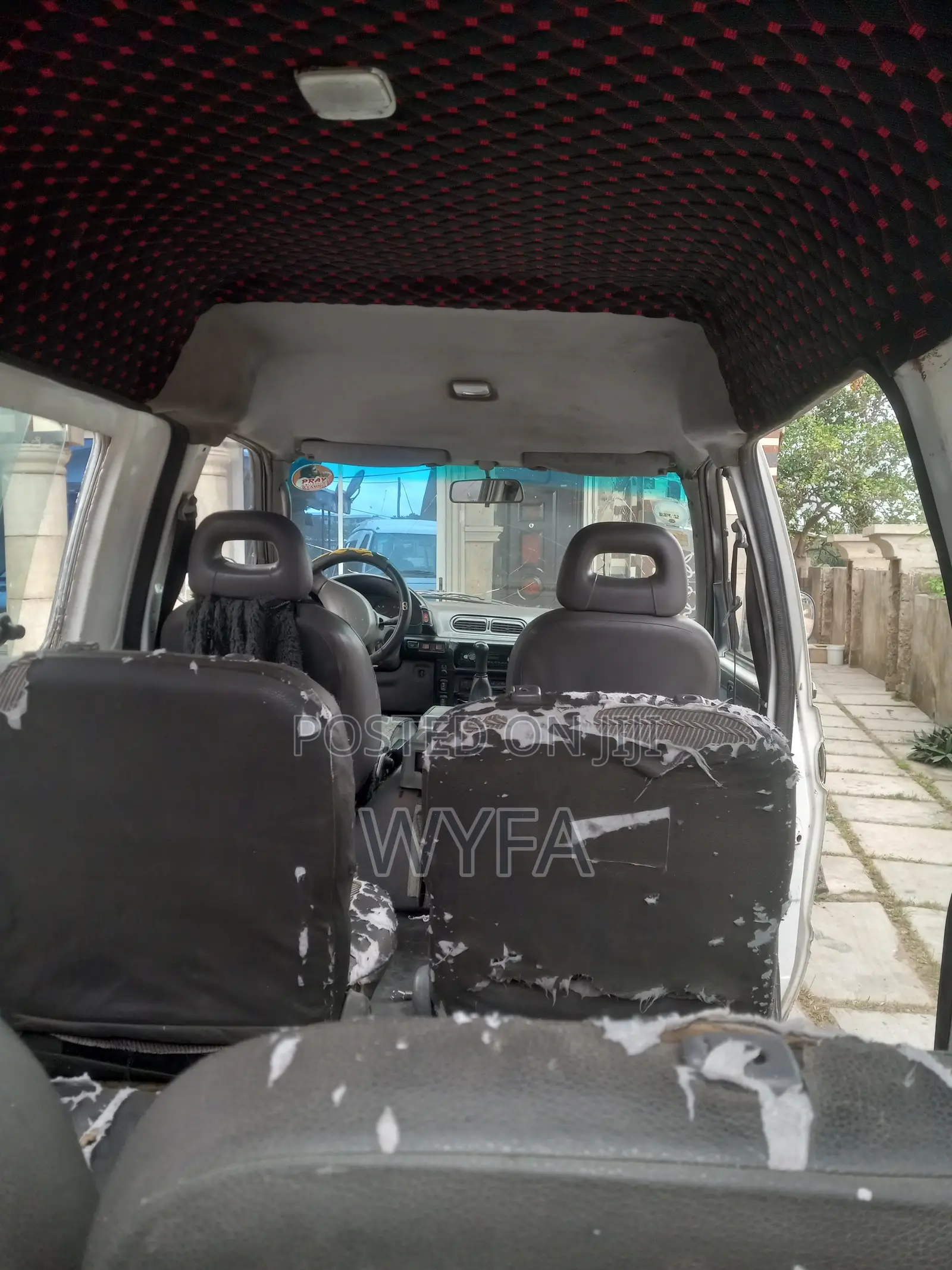 Nissan Serena 2000 White
