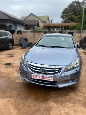 Honda Accord 2.2 DTEC Sedan Automatic 2012 Silver
