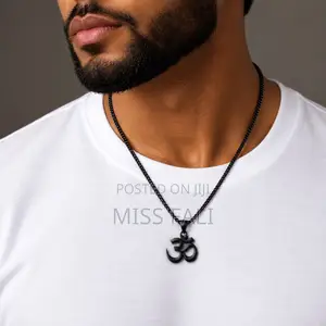 Ohm Noir Pendant Necklace