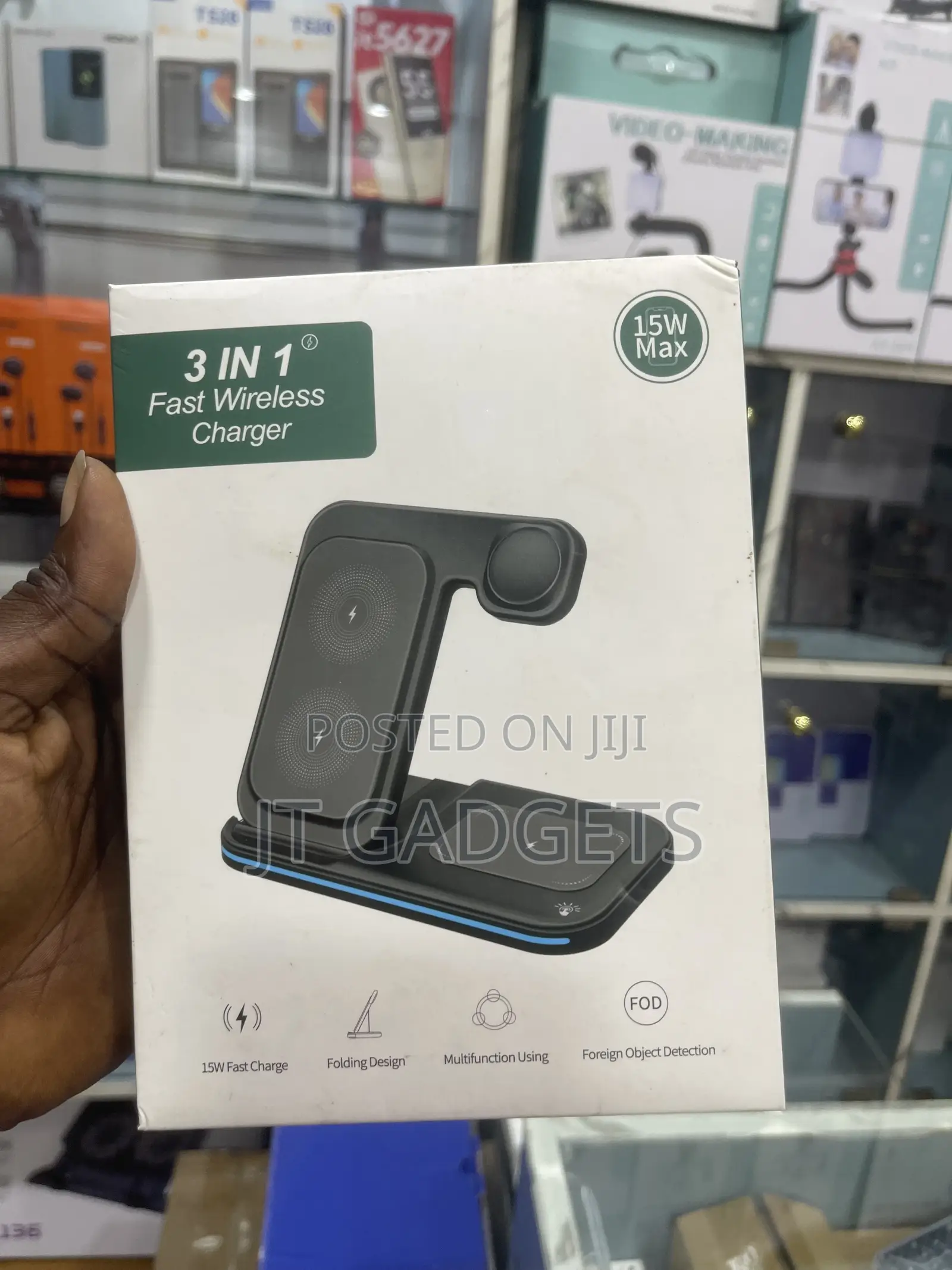 3-in-1 Fast Wireless Charger (15W Max)