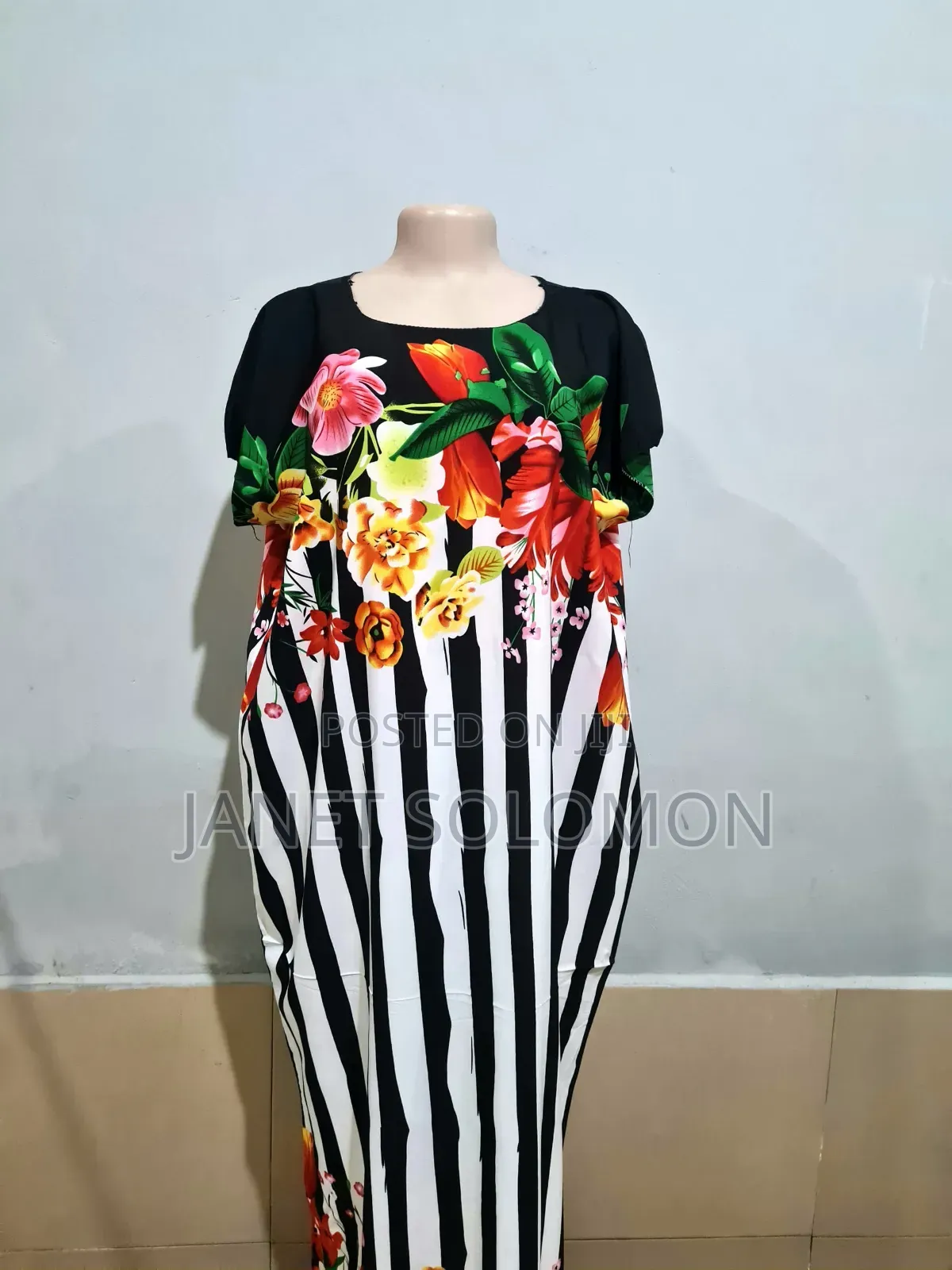 Ladies Bubu Gown – Beautiful Designs