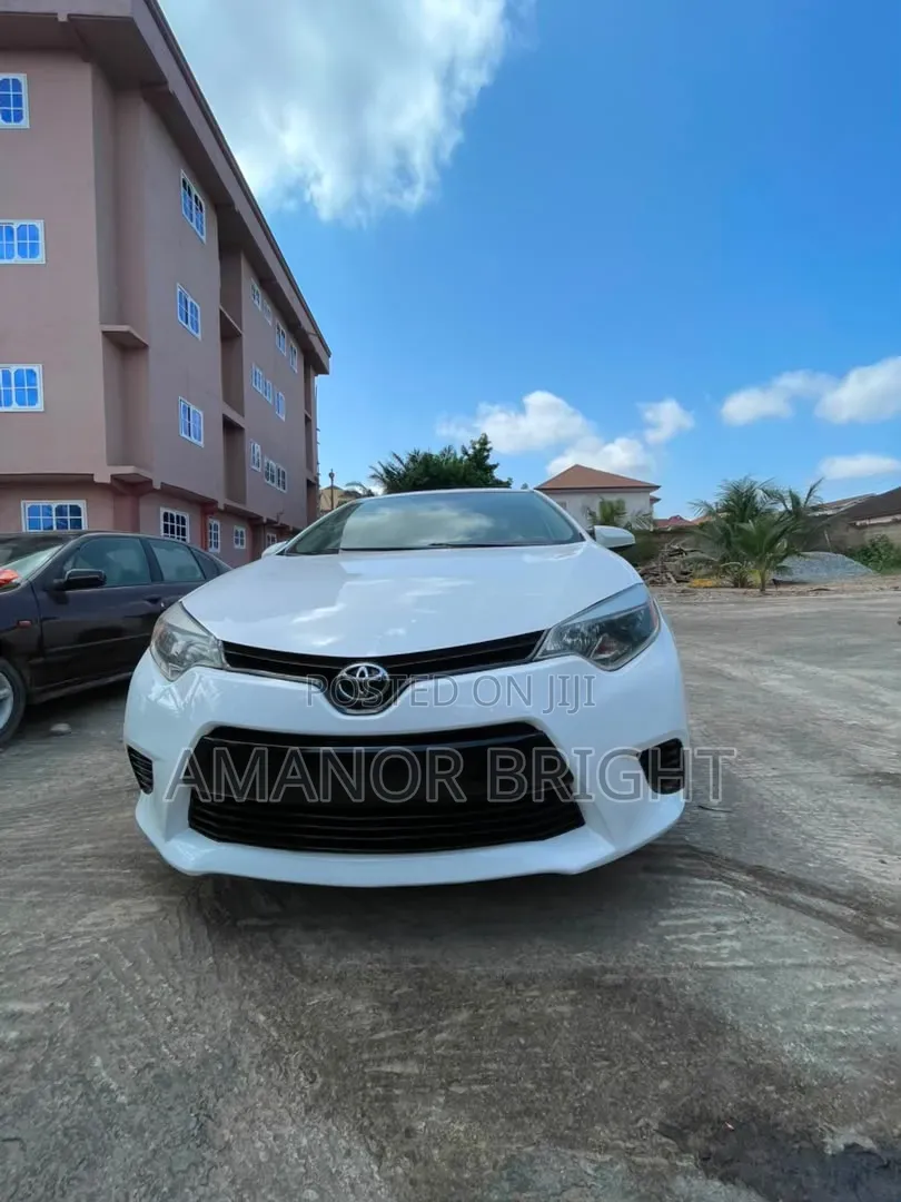 Toyota Corolla 2014 White