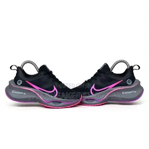 ZoomX Black Pink