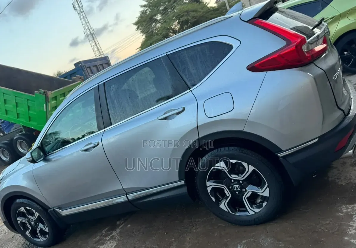 Honda CR-V Touring AWD 2018 Gray