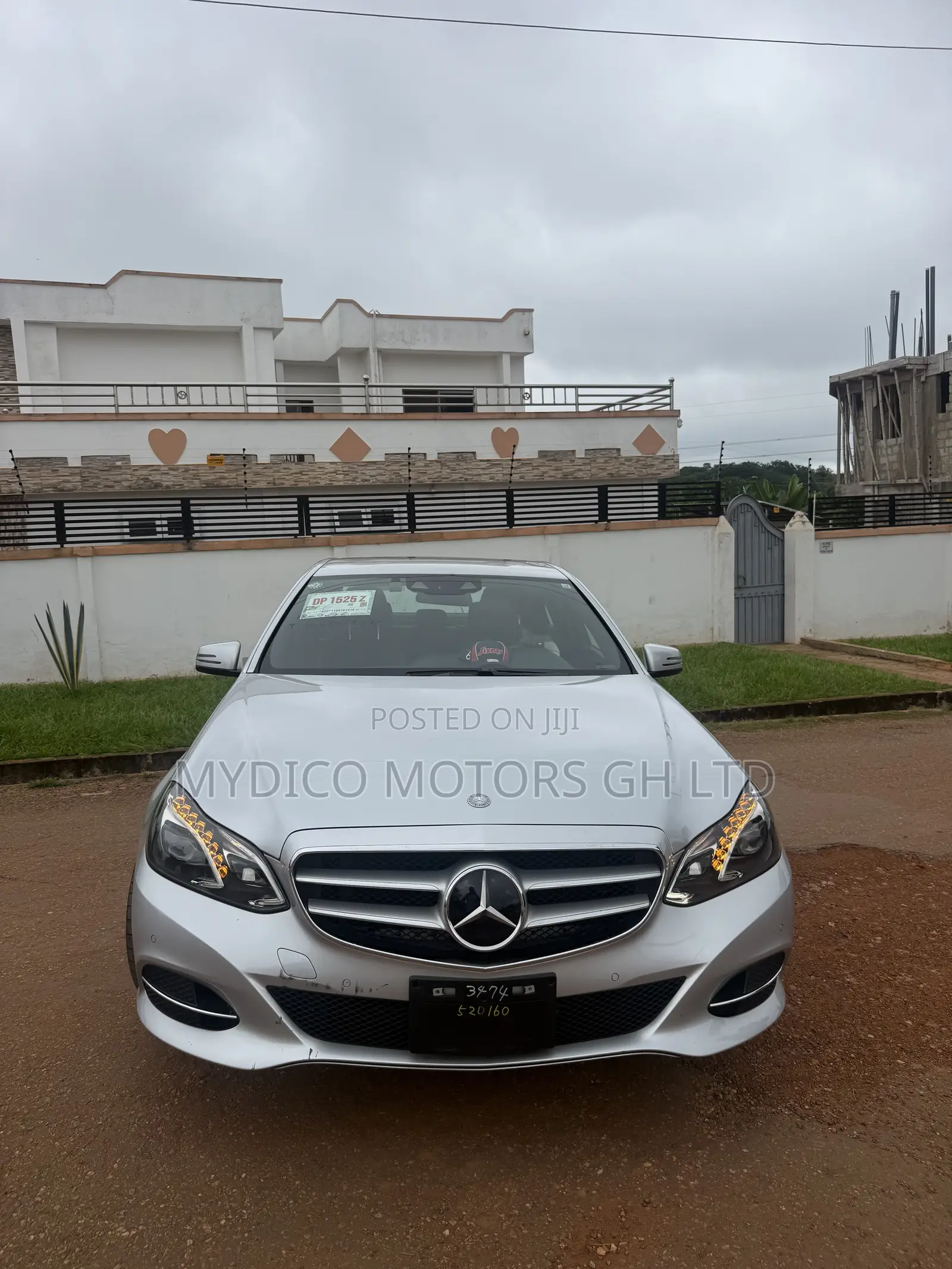 Mercedes-Benz E300 2015 Silver