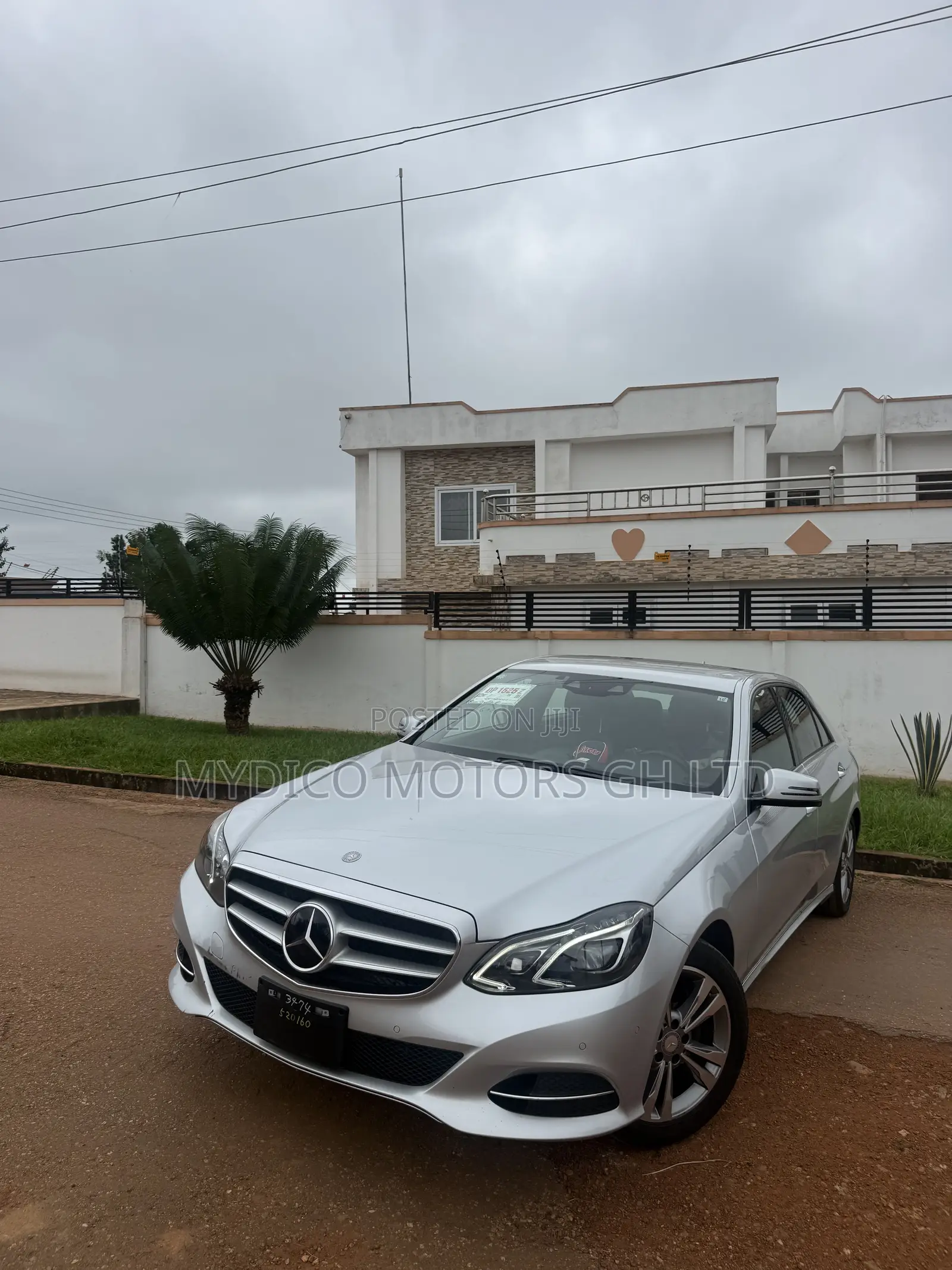 Mercedes-Benz E300 2015 Silver