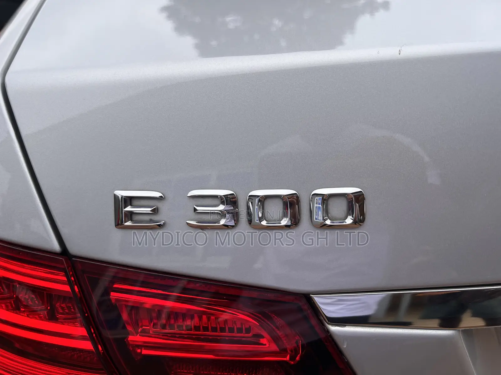 Mercedes-Benz E300 2015 Silver