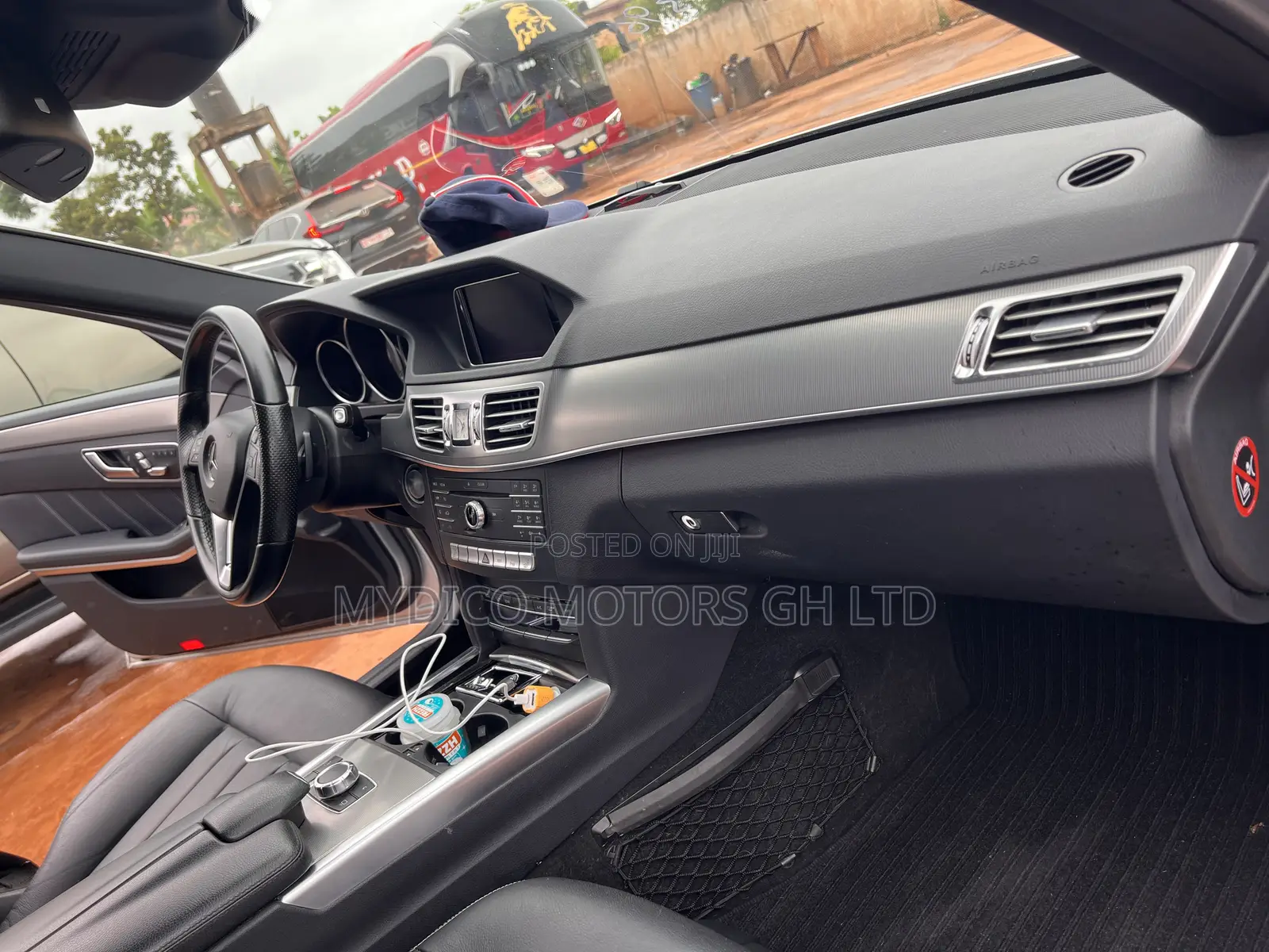 Mercedes-Benz E300 2015 Silver