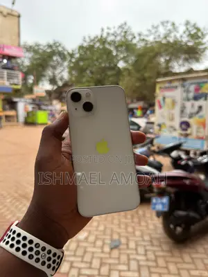 Apple iPhone 13 128 GB White