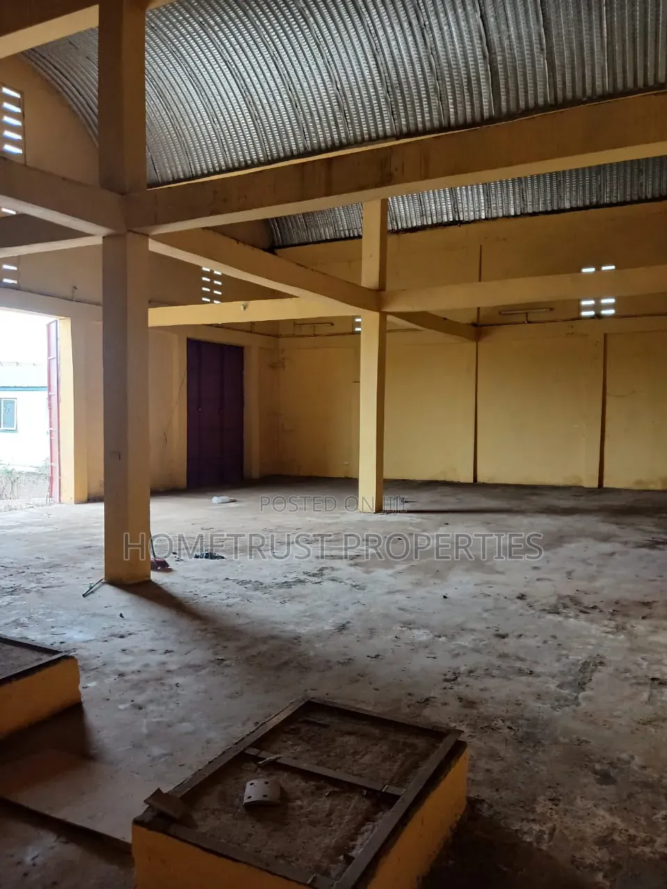 Warehouse for Rent at Weija Broadcasting