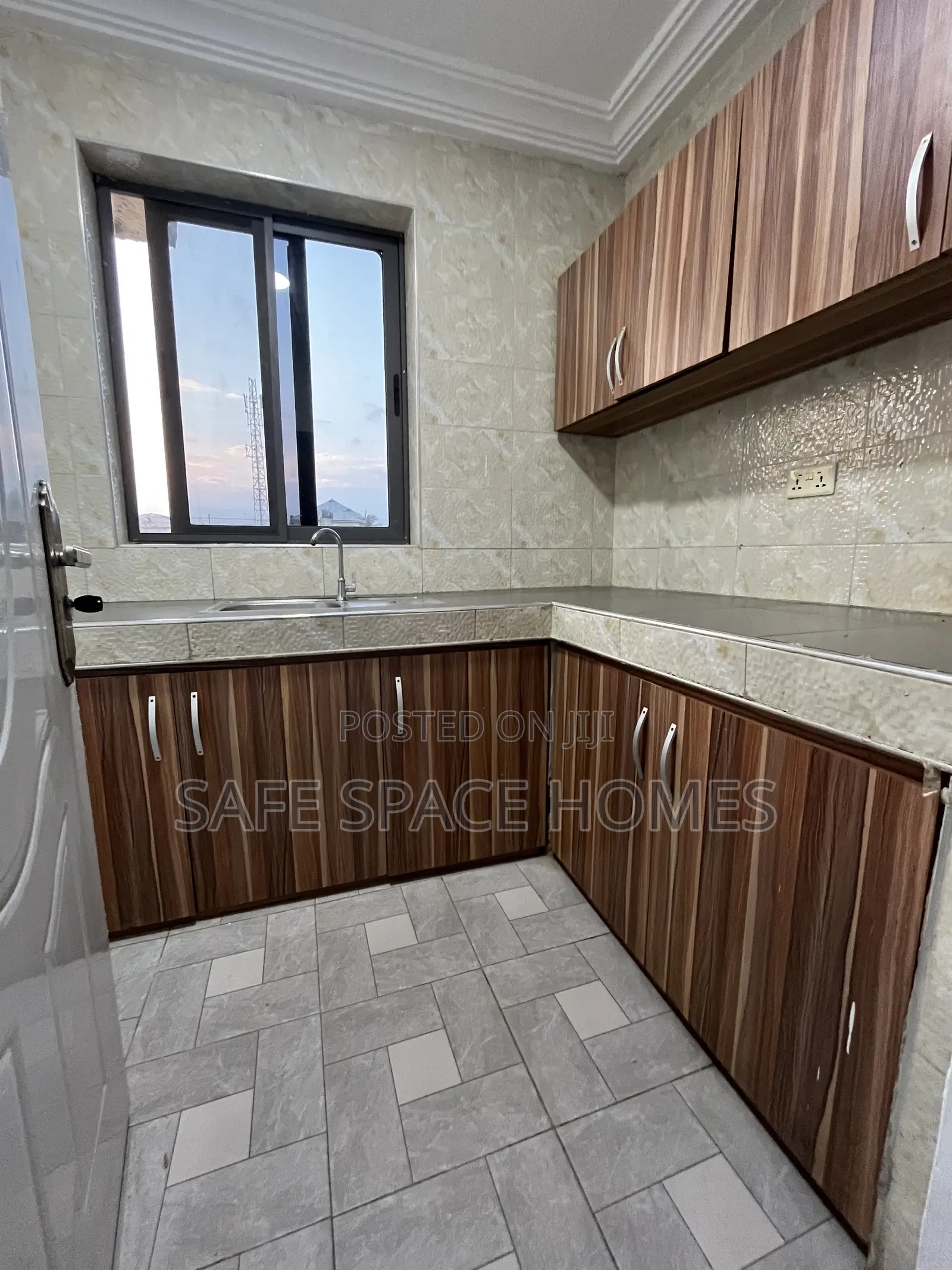 1bdrm Apartment in Tseaddo for rent