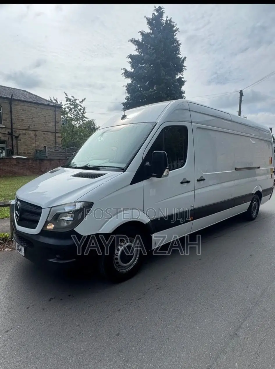 Mercedes-Benz Sprinter 2017 White