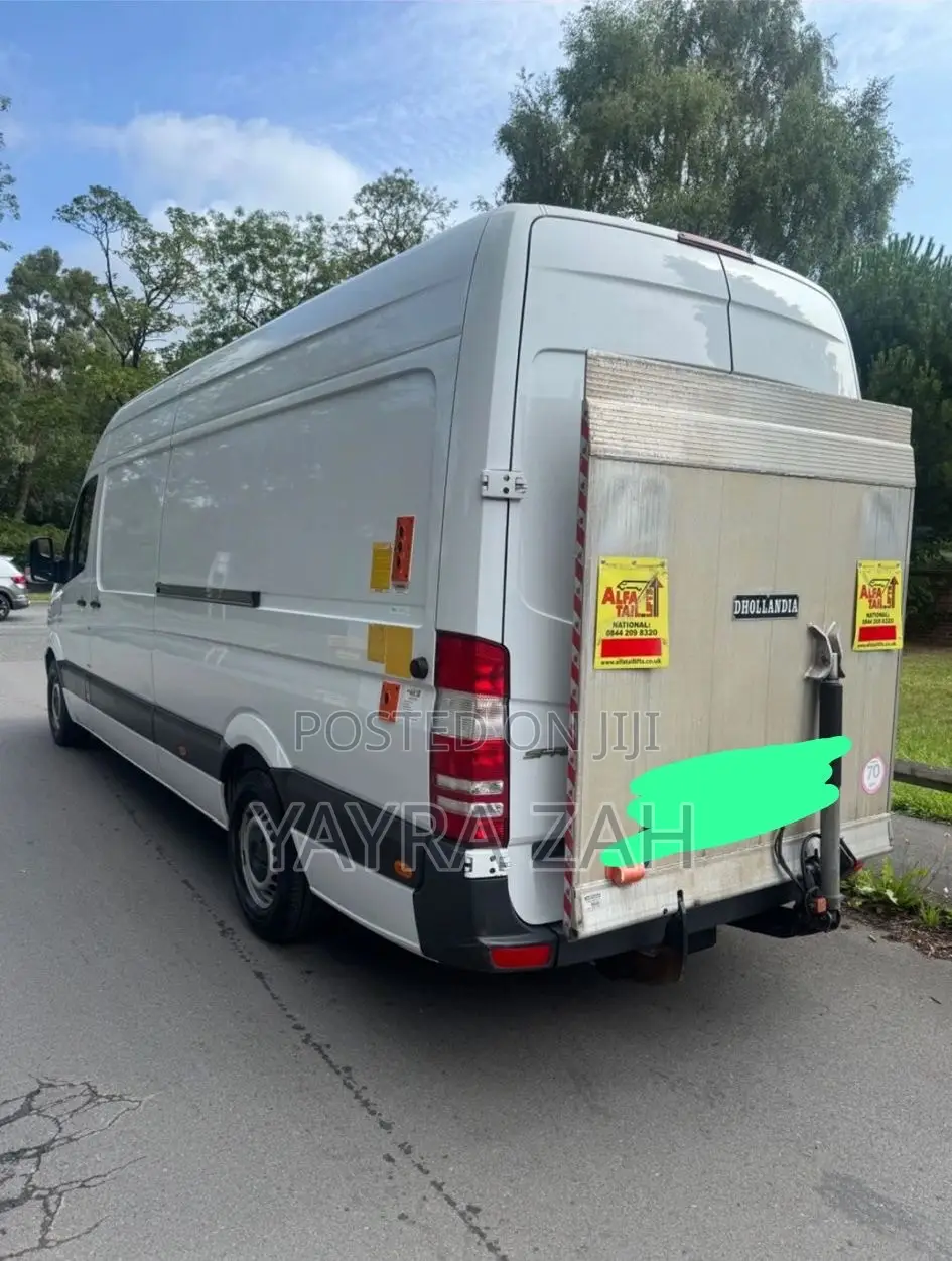 Mercedes-Benz Sprinter 2017 White