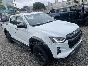 New Isuzu D-MAX 2026 White