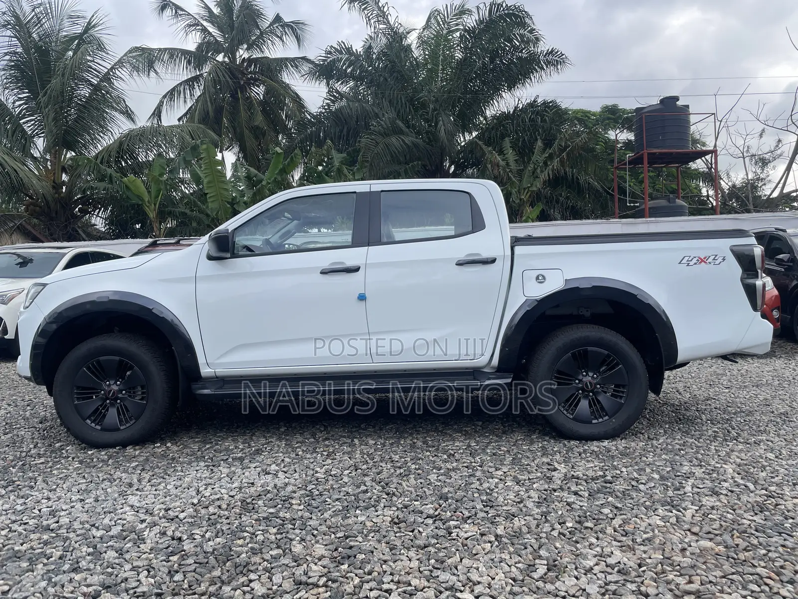 New Isuzu D-MAX 2026 White
