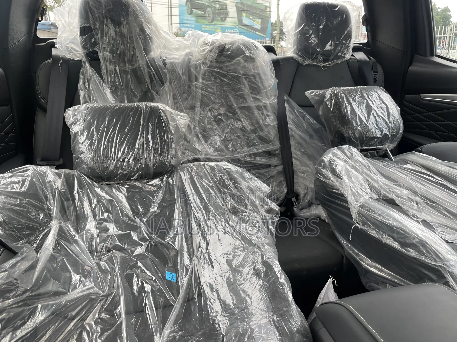 New Isuzu D-MAX 2026 White