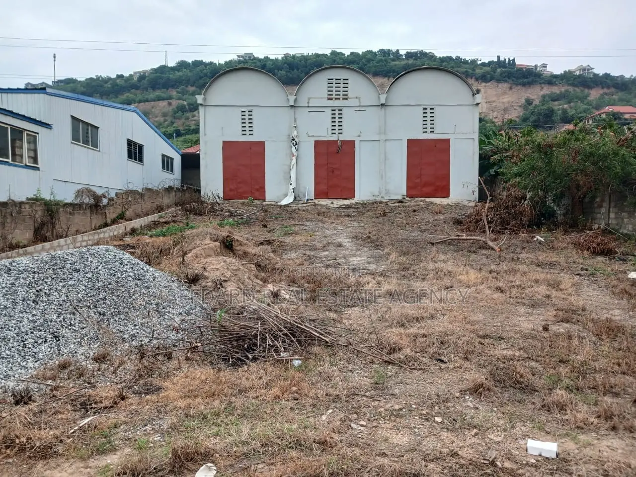 Warehouse for Rent – Roadside Location