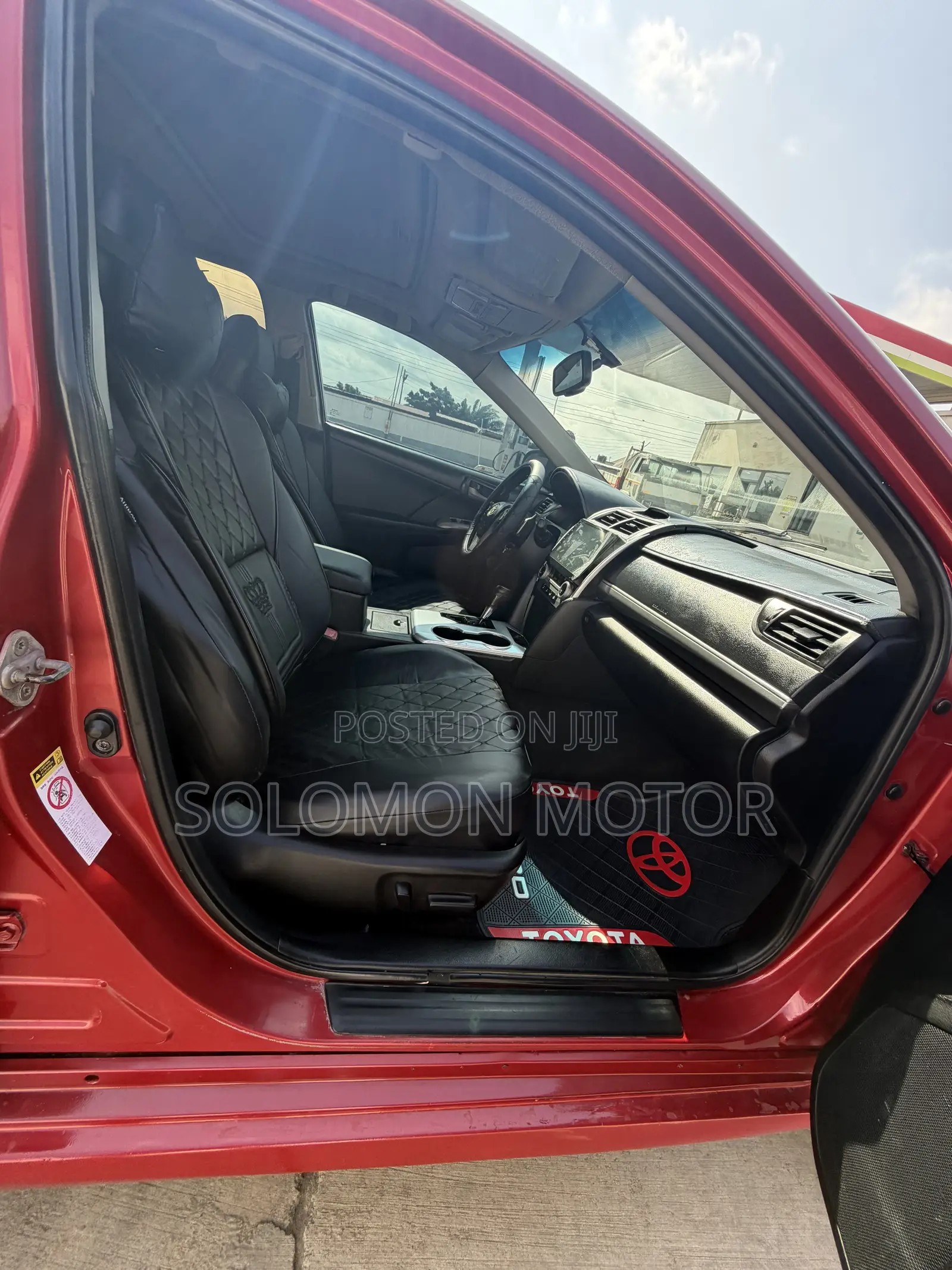 Toyota Camry 2014 Red