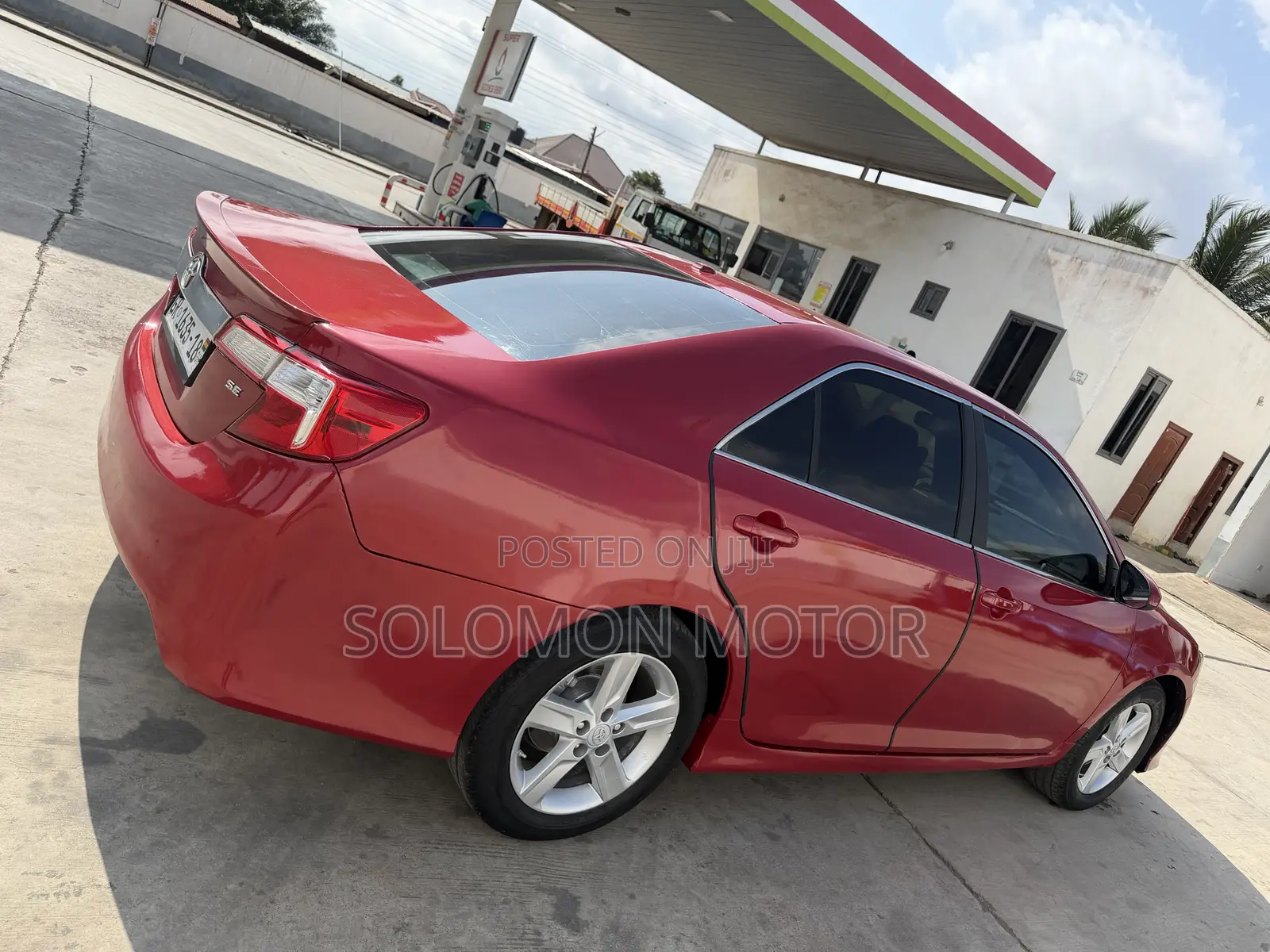 Toyota Camry 2014 Red