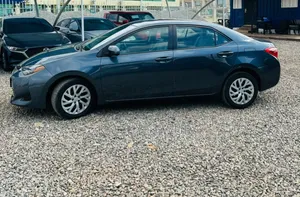 Toyota Corolla 2017 Gray
