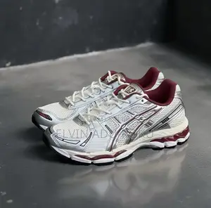 Asics Sweet Sage 12.1 Kayano - Gel Sneakers , SWIPE >>