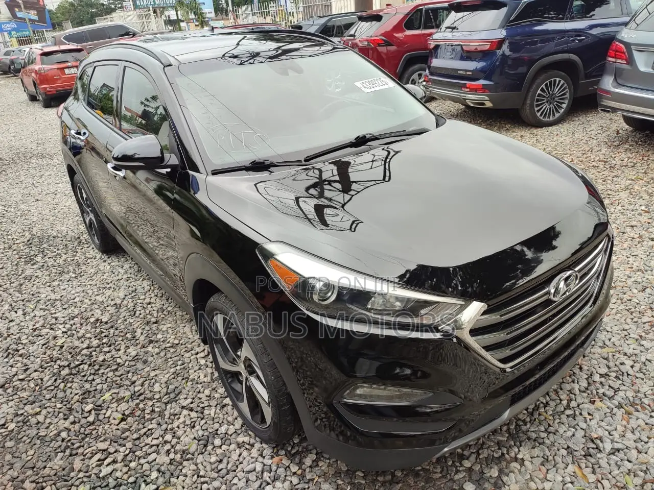 Hyundai Tucson Limited AWD 2016 Black