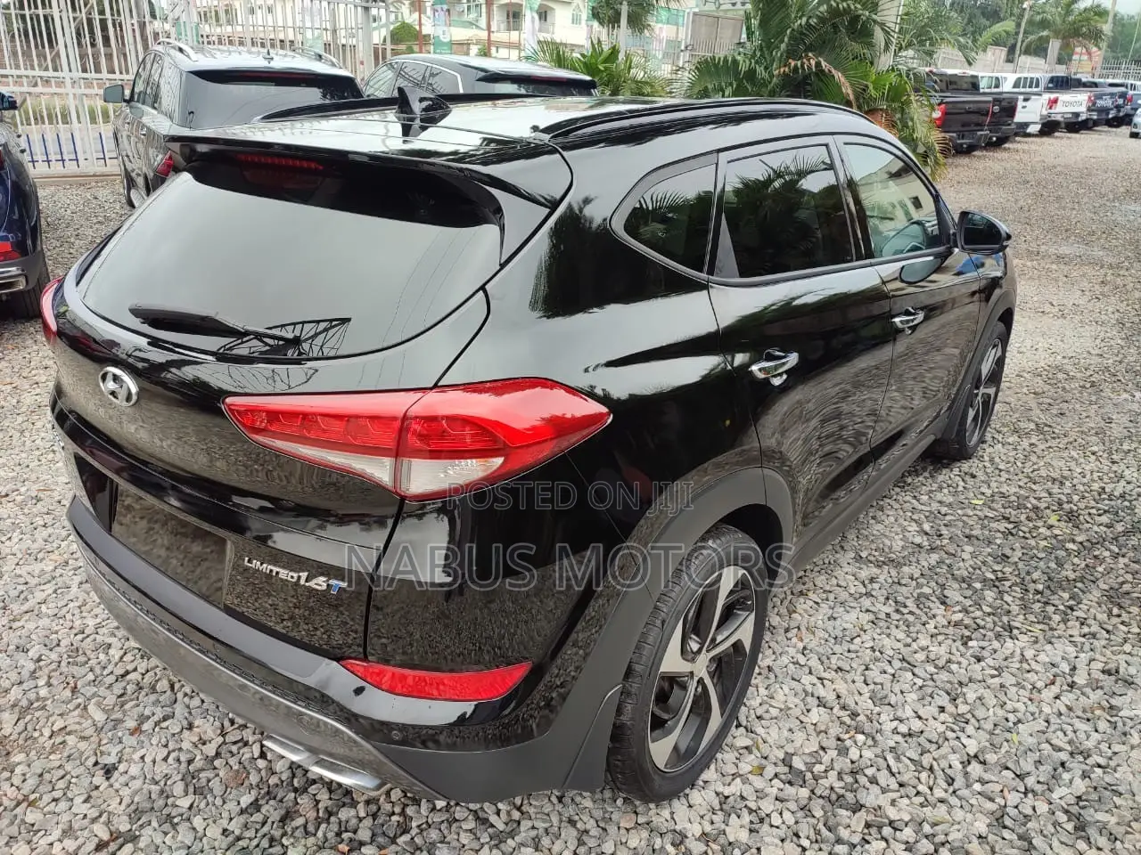Hyundai Tucson Limited AWD 2016 Black