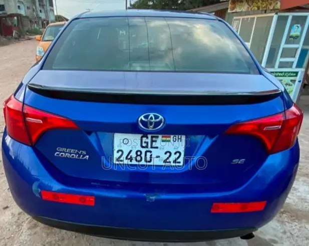 Toyota Corolla 2017 Blue
