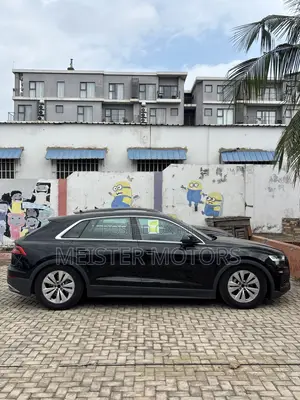 New Audi Q8 2023 Black
