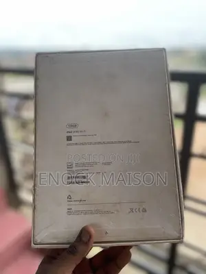 Apple iPad (2025) 128 GB Yellow
