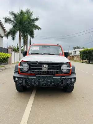 Tank 300 2022 Orange