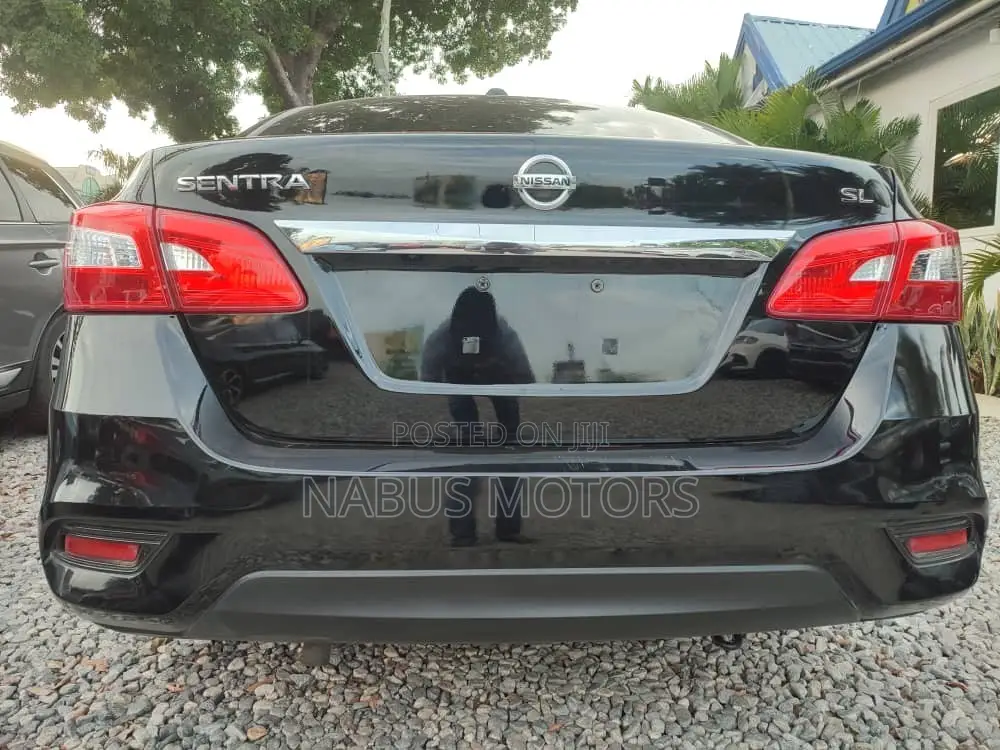 Nissan Sentra SL 2018 Black
