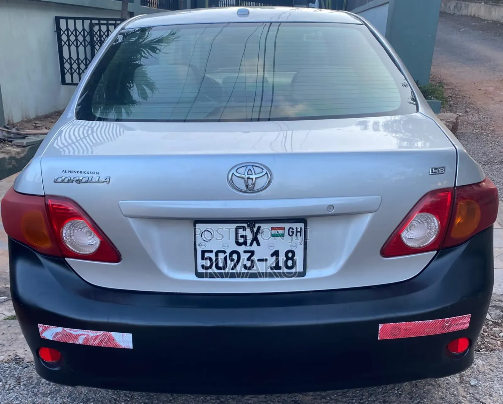 Toyota Corolla 2010 Silver