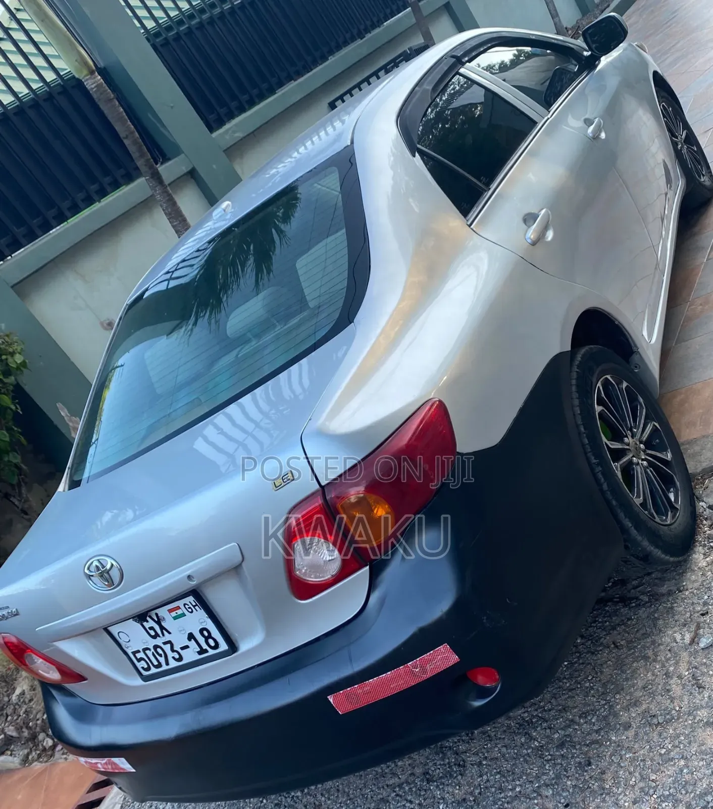 Toyota Corolla 2010 Silver