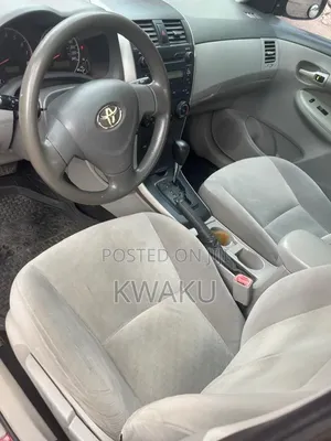 Toyota Corolla 2010 Red