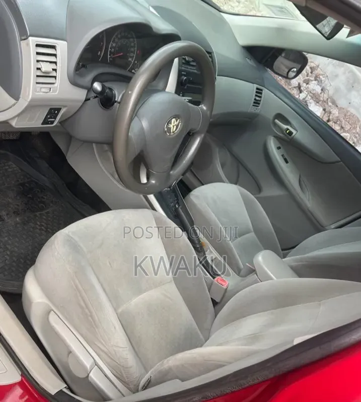 Toyota Corolla 2010 Red