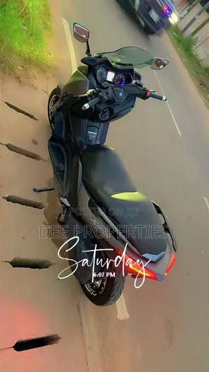 Yamaha 2024 Black
