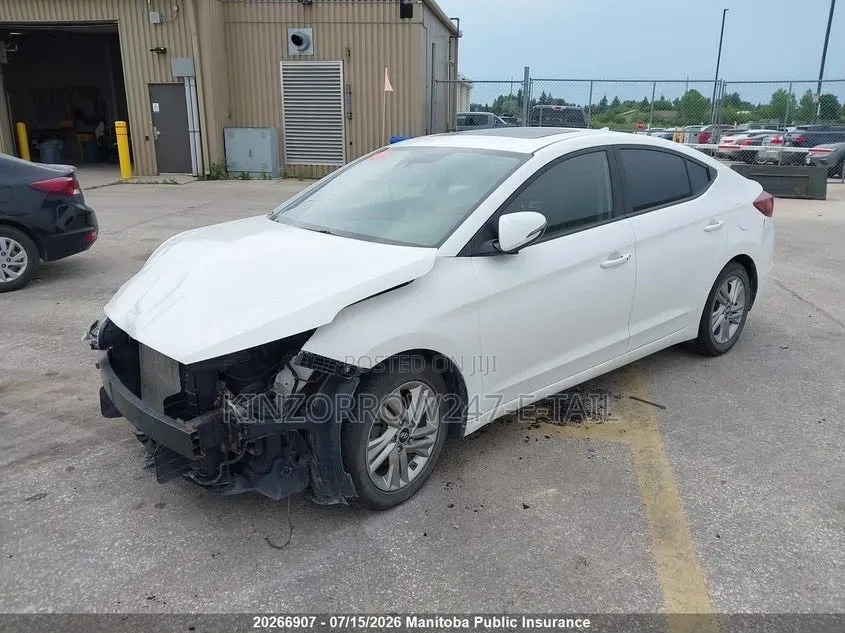 Hyundai Elantra Value Edition 2019 White