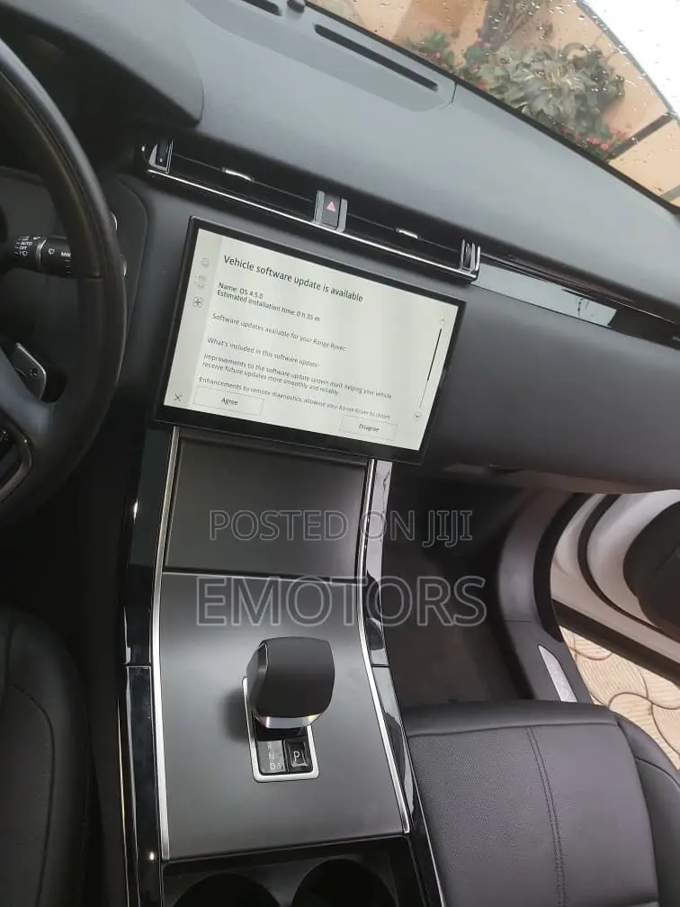 Land Rover Range Rover Velar P250 Dynamic SE 2025 White