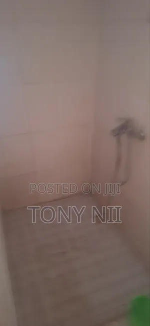 1bdrm House in Nii, Tesano for rent